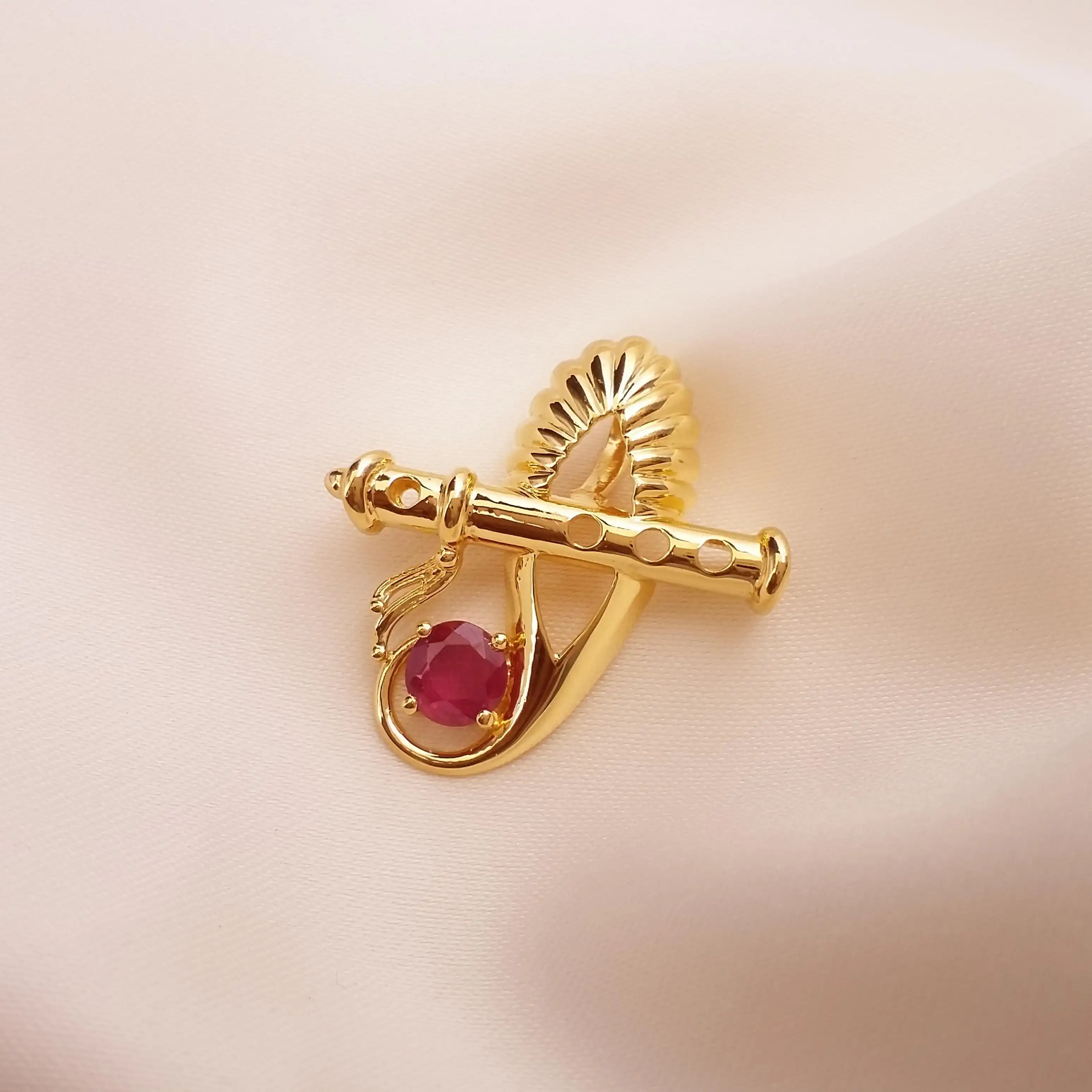 Buy Murlidhar 22kt Gold Pendant 22 KT yellow gold (2.75 gm). | Online By Giriraj Jewellers