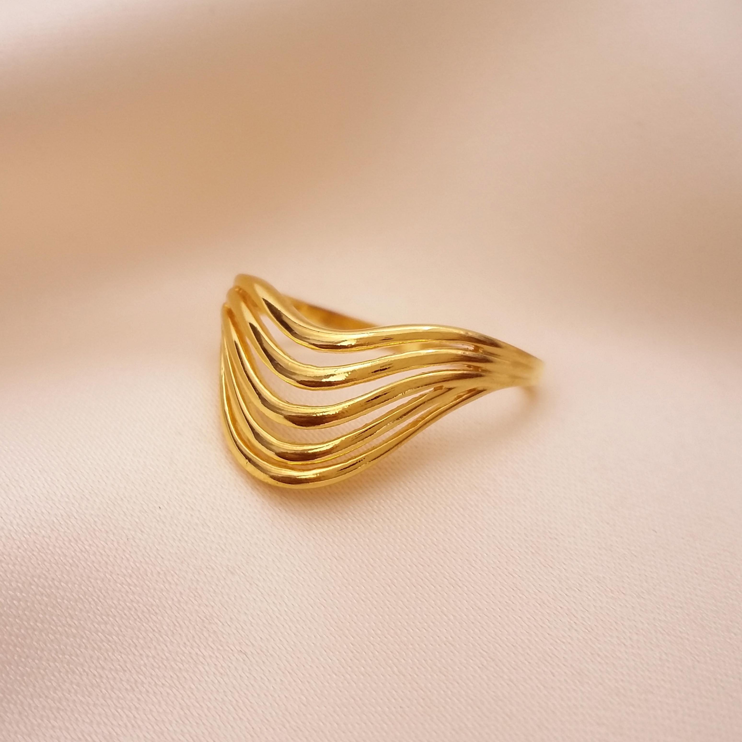 River rock 14K gold ring - Formia Design Custom Jewelry