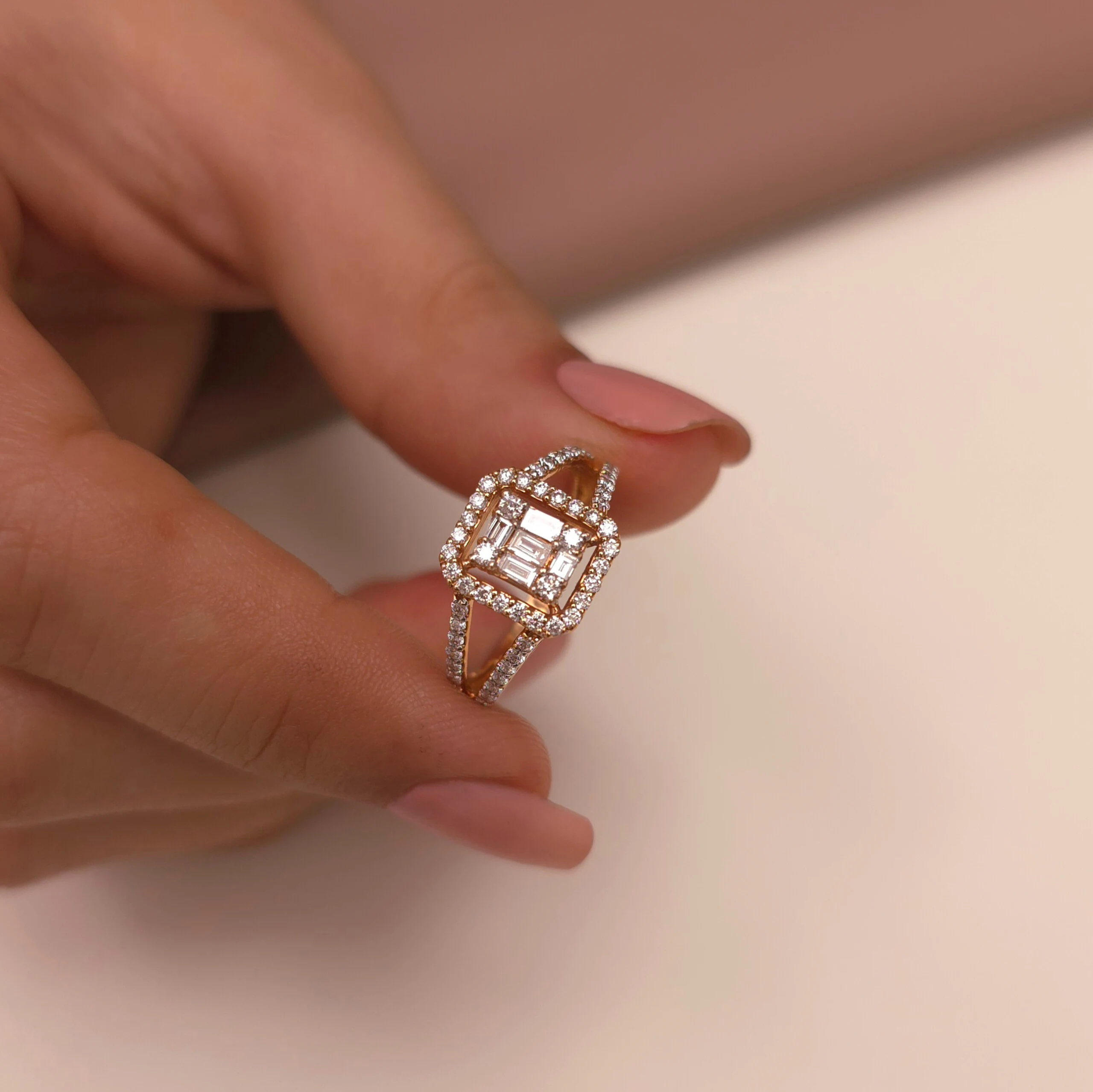 Buy Exquisite Diamond Ring 18 KT rose gold (2.852 gm). | Online By Giriraj Jewellers