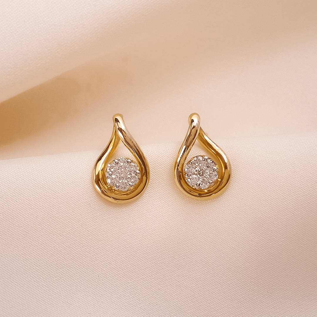 Modish Triangles Diamond Stud Earrings-sgquangbinhtourist.com.vn