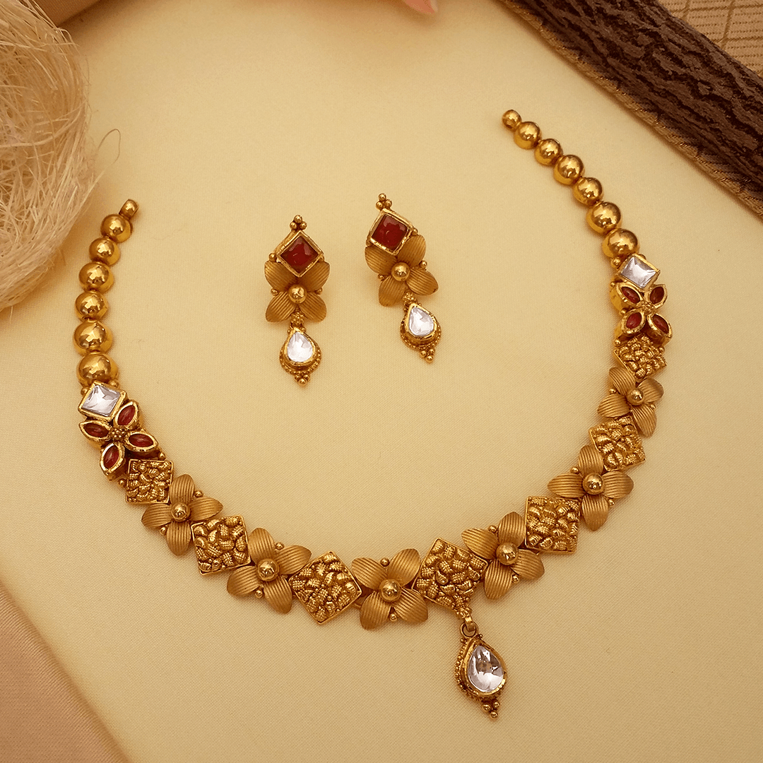 Buy Alpana Floral 22k Gold Necklace 22 KT yellow gold (22.99 gm). | Online By Giriraj Jewellers