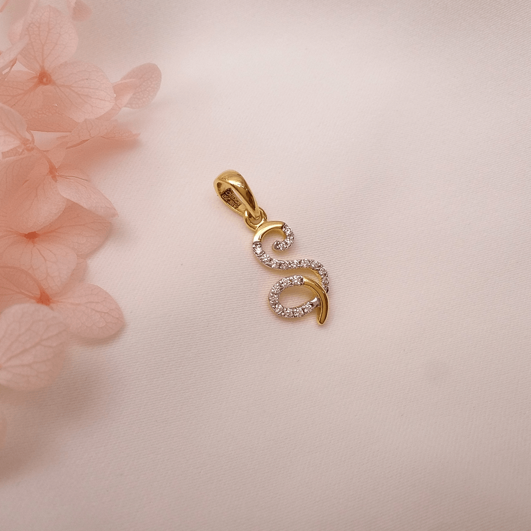Buy S Sublime Alphabet Gold Pendant 18 KT yellow gold (1.088 gm). | Online By Giriraj Jewellers