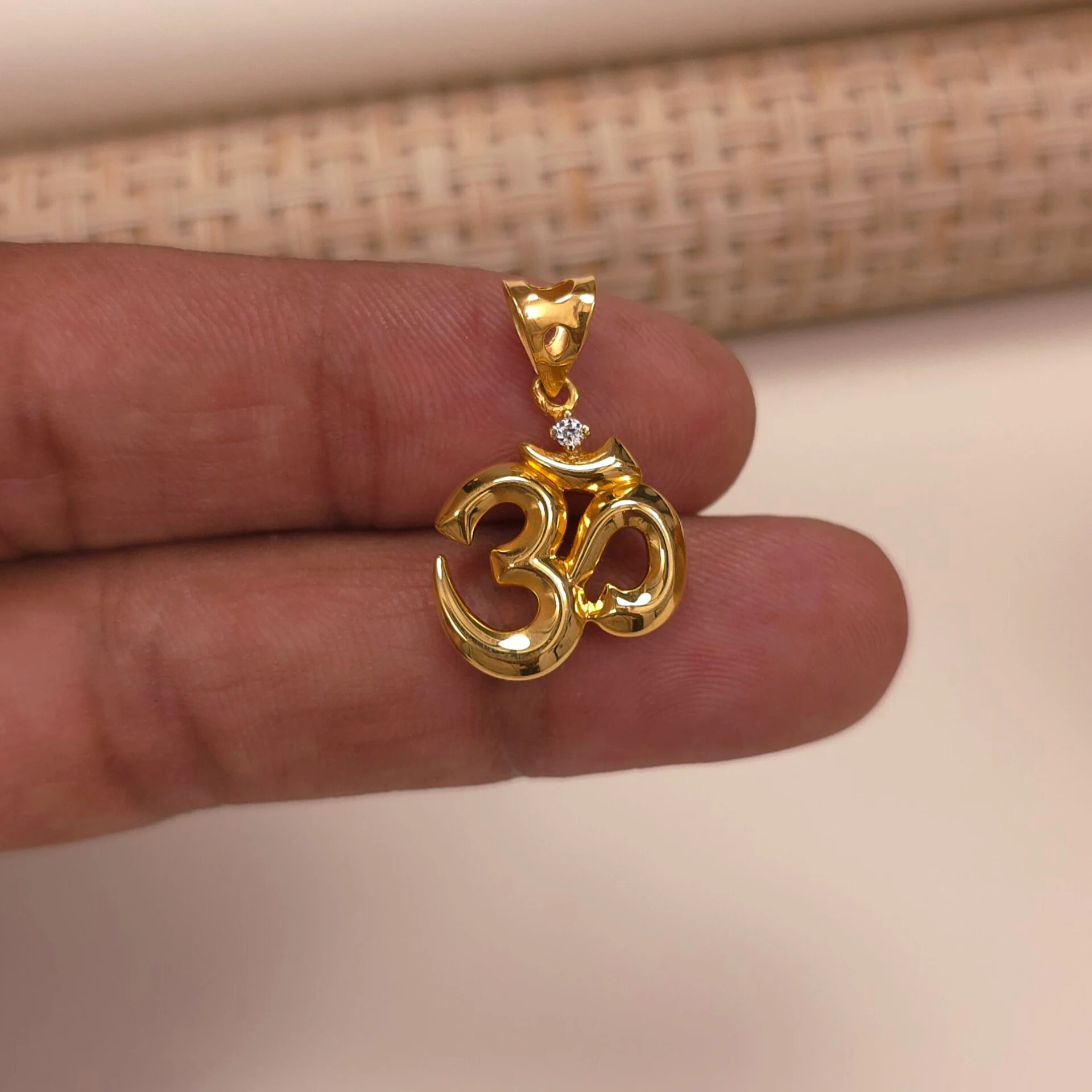 Buy Om Essence Gold Pendant 22 KT yellow gold (1.69 gm). | Online By Giriraj Jewellers