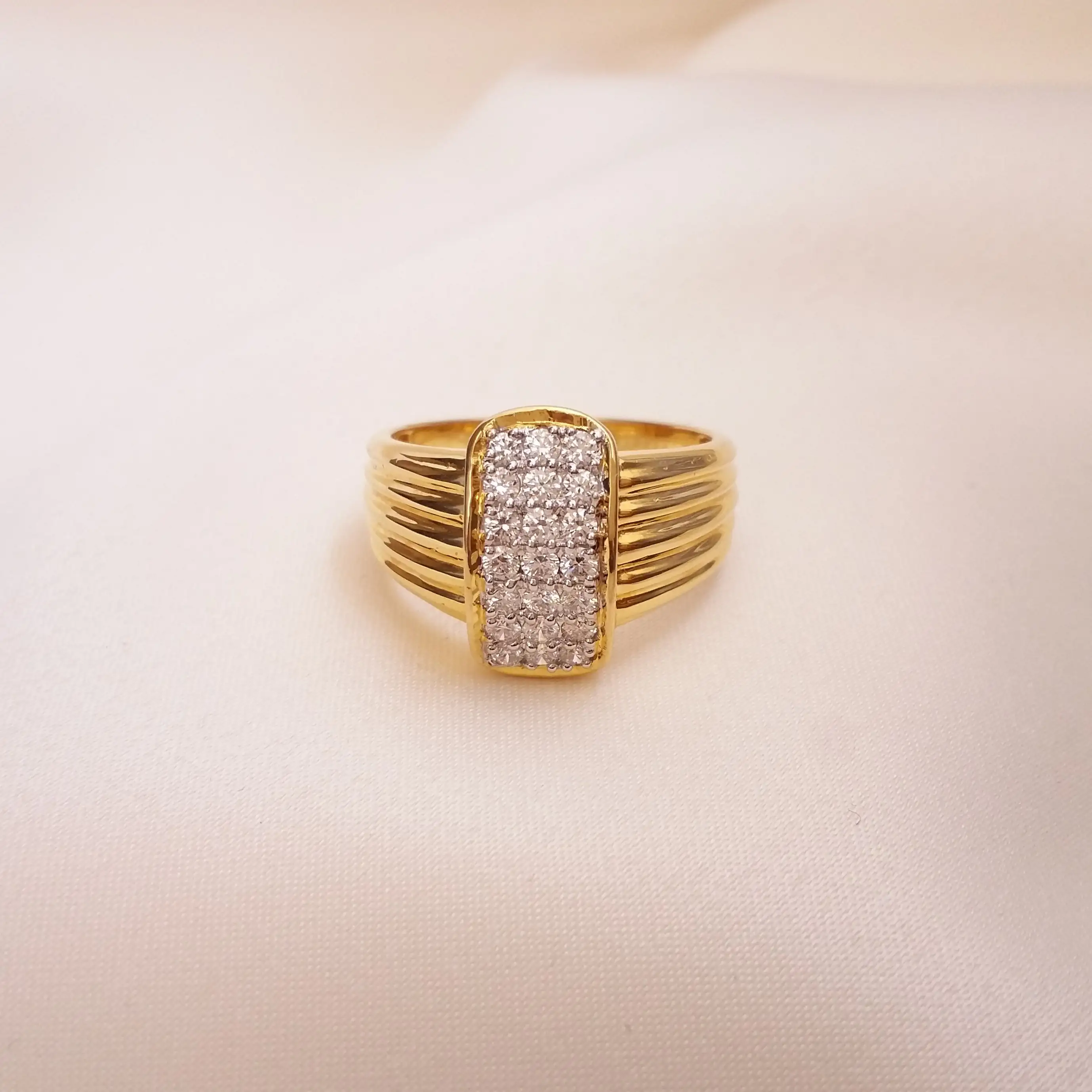 Buy Gwen Men's Diamond Ring 18 KT yellow gold (8.09 gm). | Online By Giriraj Jewellers