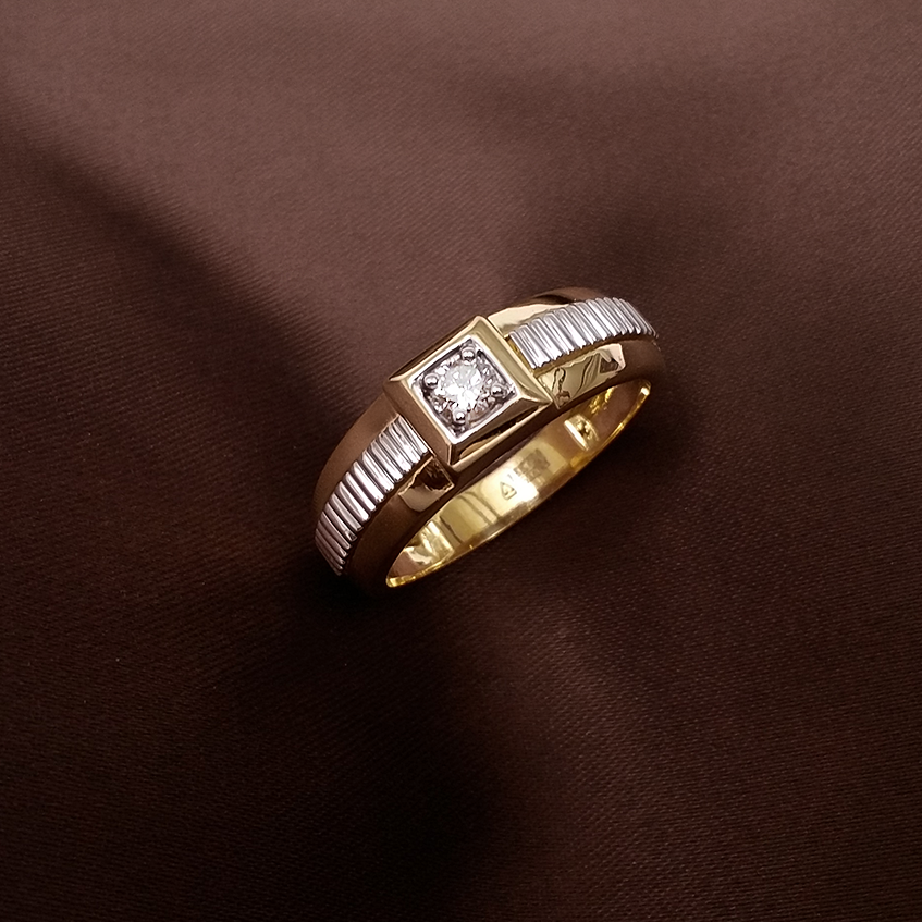 Buy Dusk Diamond Men's Band 18 KT yellow gold (6.022 gm). | Online By Giriraj Jewellers