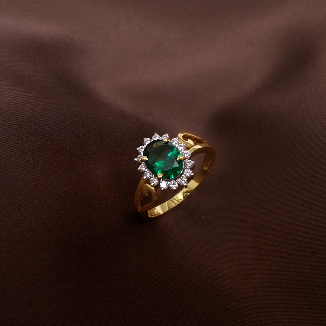 Buy Green Aura Halo Diamond Ring 18 KT yellow gold (3.2 gm). | Online By Giriraj Jewellers