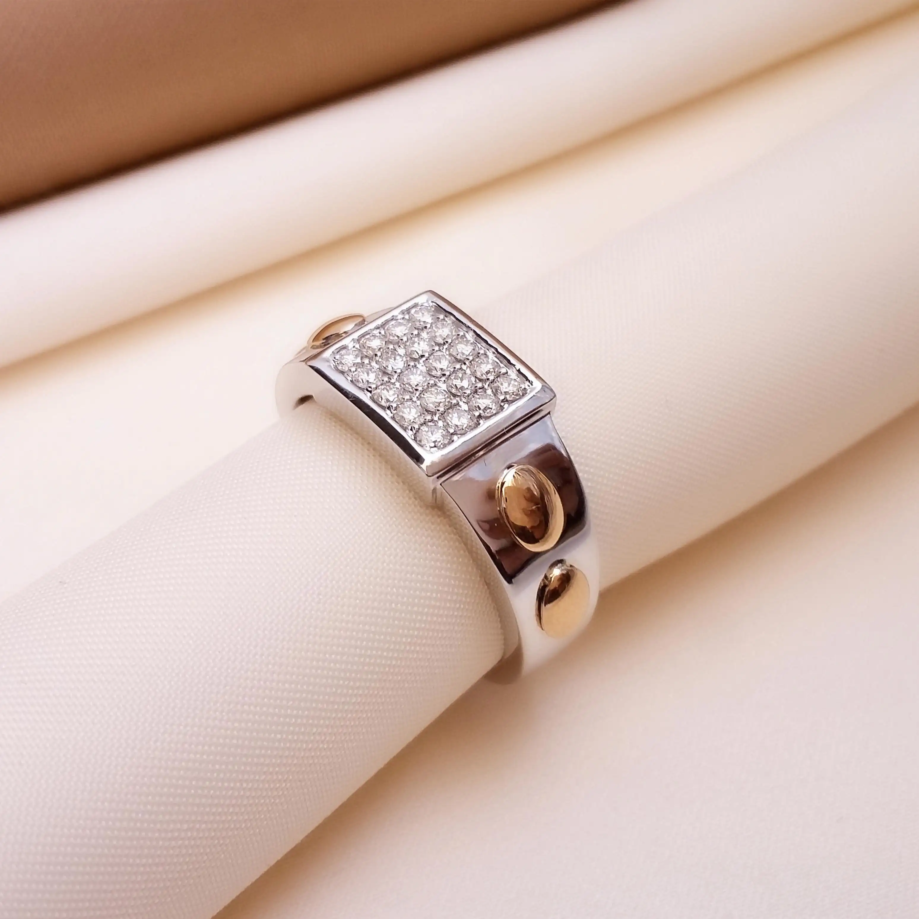 Buy Bondings Men's Diamond Ring 18 KT white gold (6.8 gm). | Online By Giriraj Jewellers