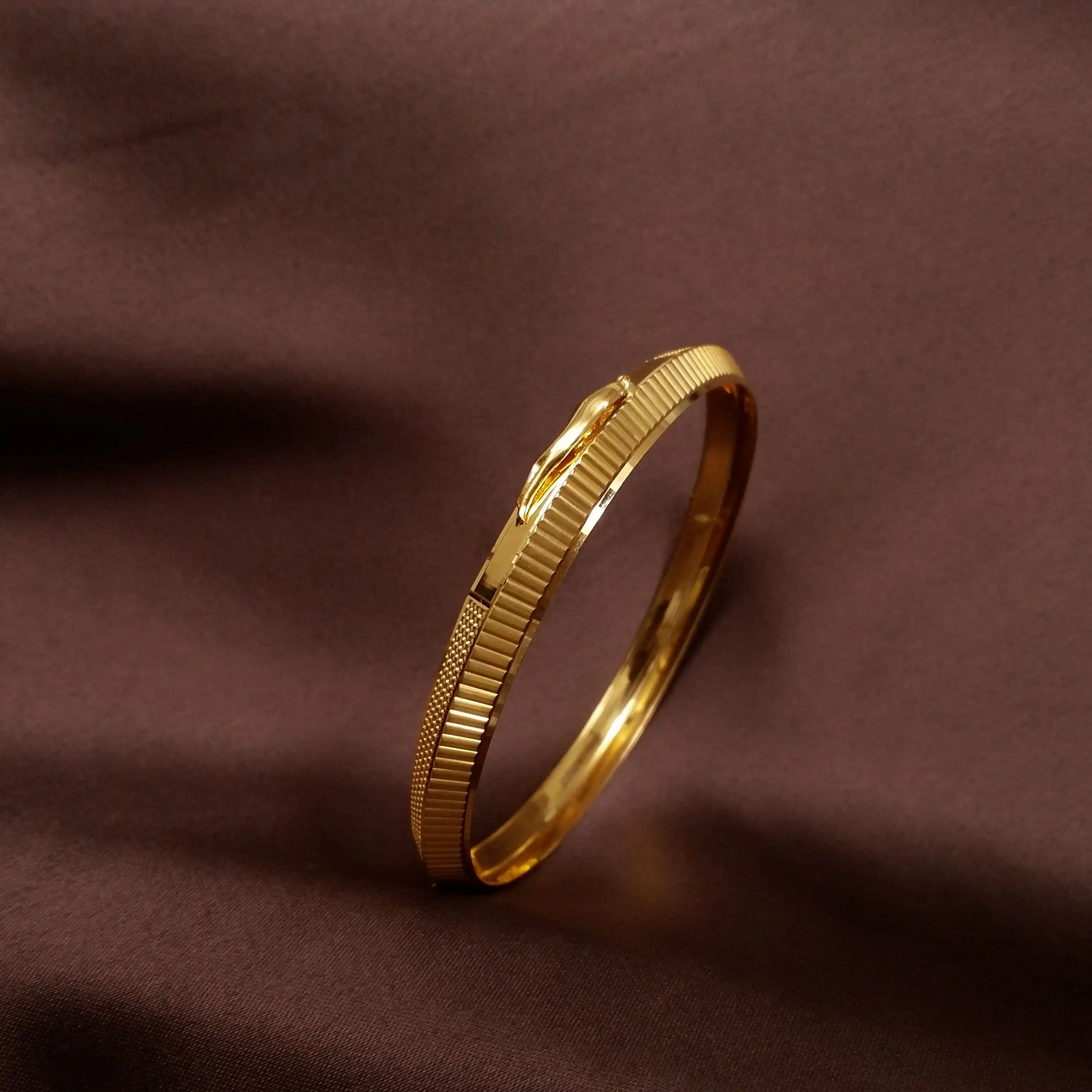 Buy VirtueGold Men’s Kada 22 KT yellow gold (25.8 gm). | Online By Giriraj Jewellers