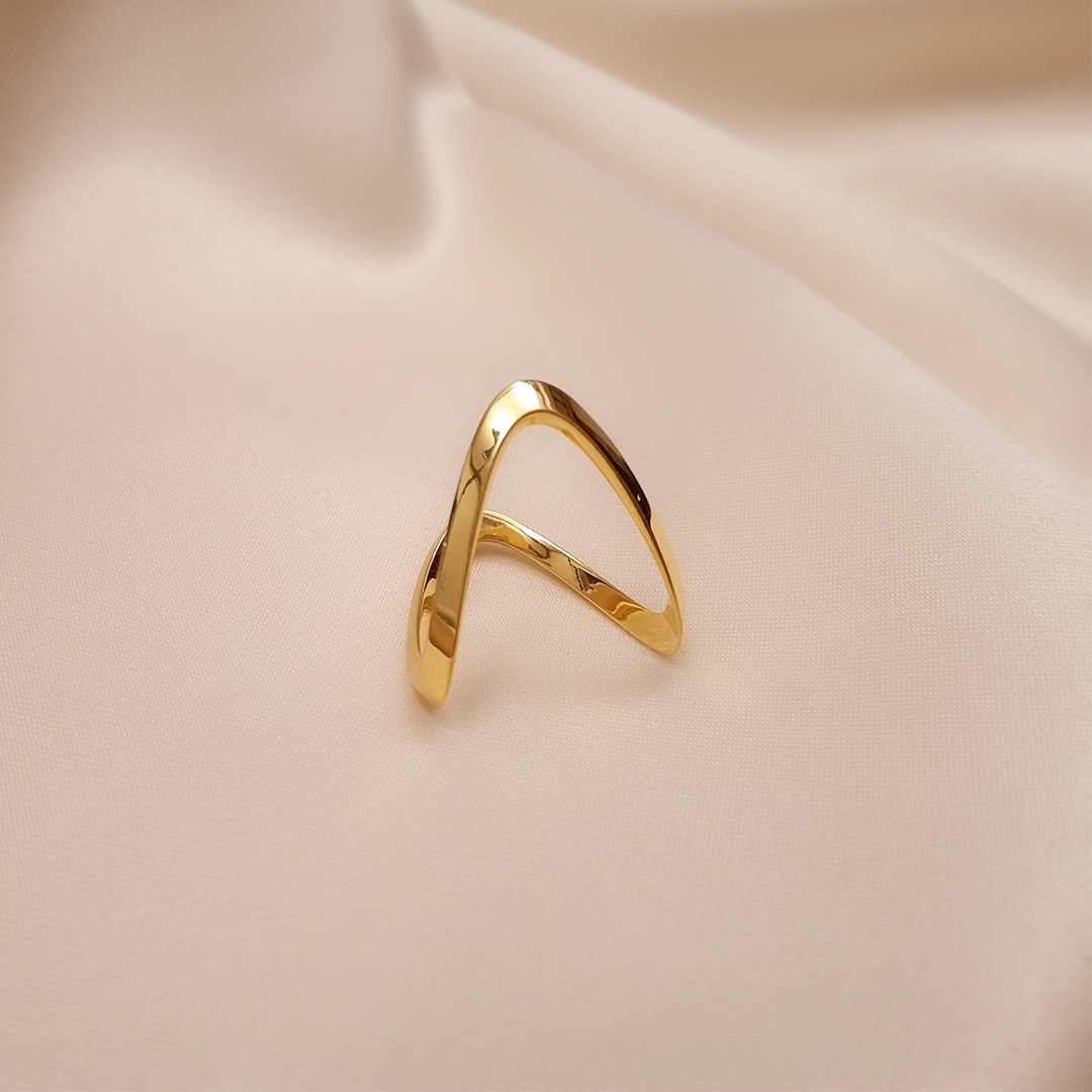 Buy Amrapali Vanki Ring 22 KT yellow gold (4.52 gm). | Online By Giriraj Jewellers