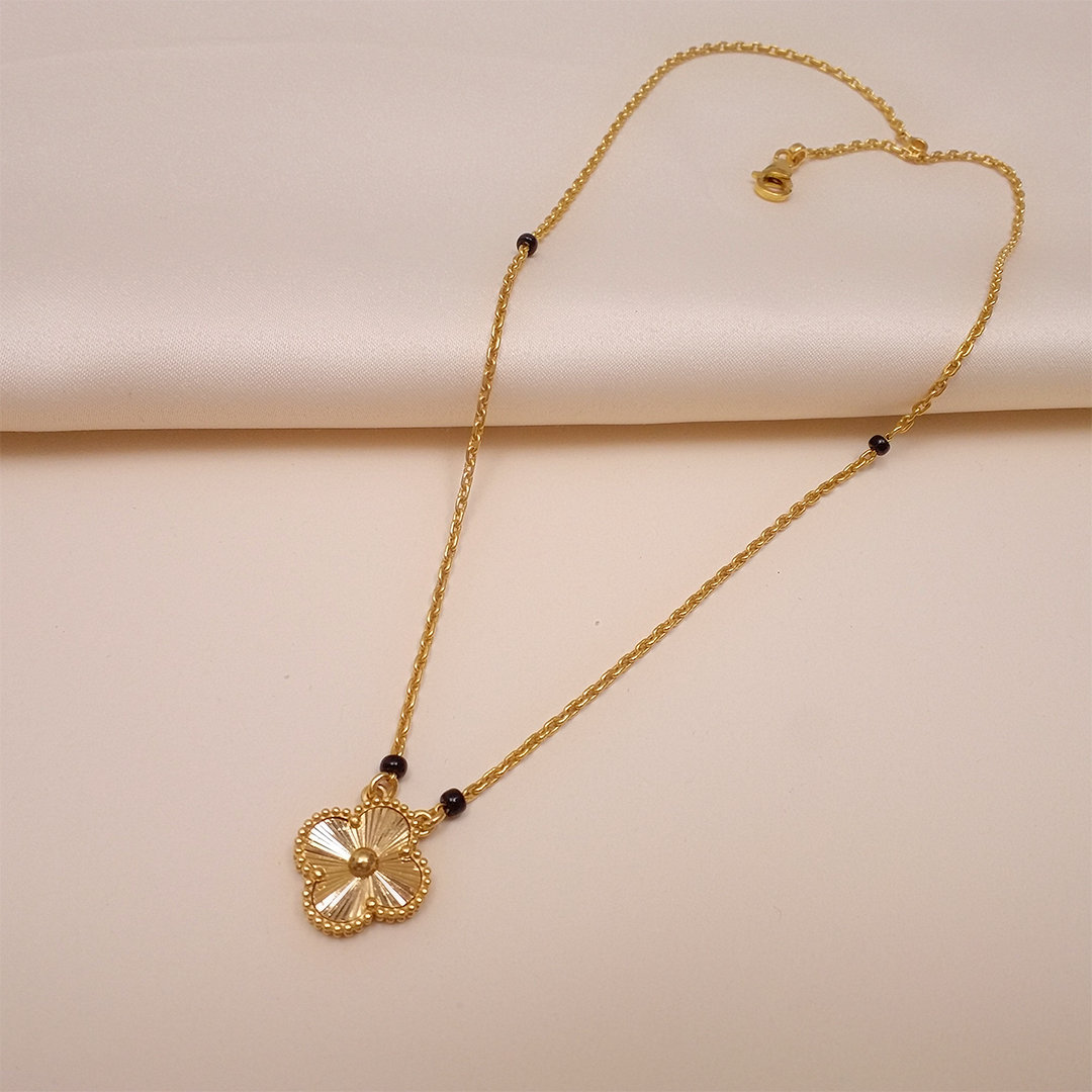 Buy Refined Tradition Gold Mangalsutra 22 KT yellow gold (11.09 gm). | Online By Giriraj Jewellers