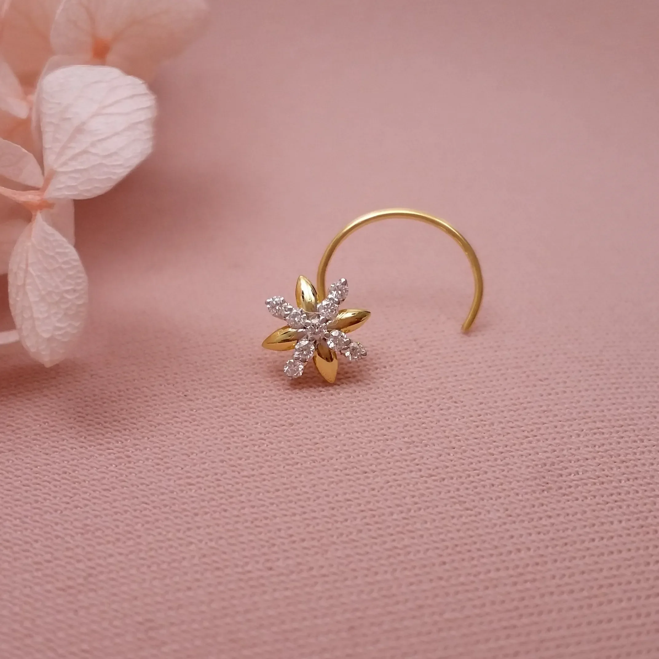 Buy HeeraLeaf Diamond Nose Pin 18 KT yellow gold (0.48 gm). | Online By Giriraj Jewellers