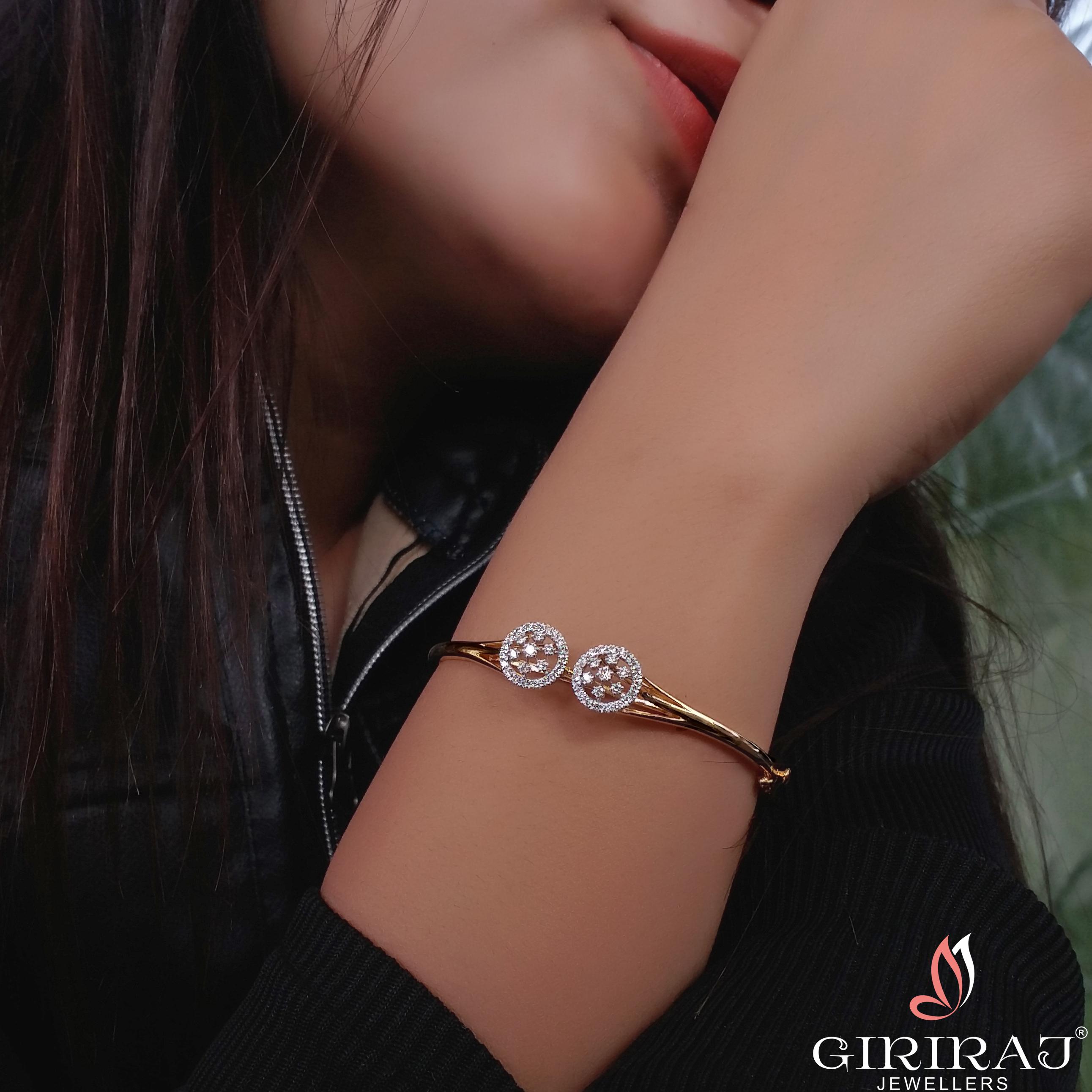 Dandelion Diamond Bracelet | Giriraj Jewellers