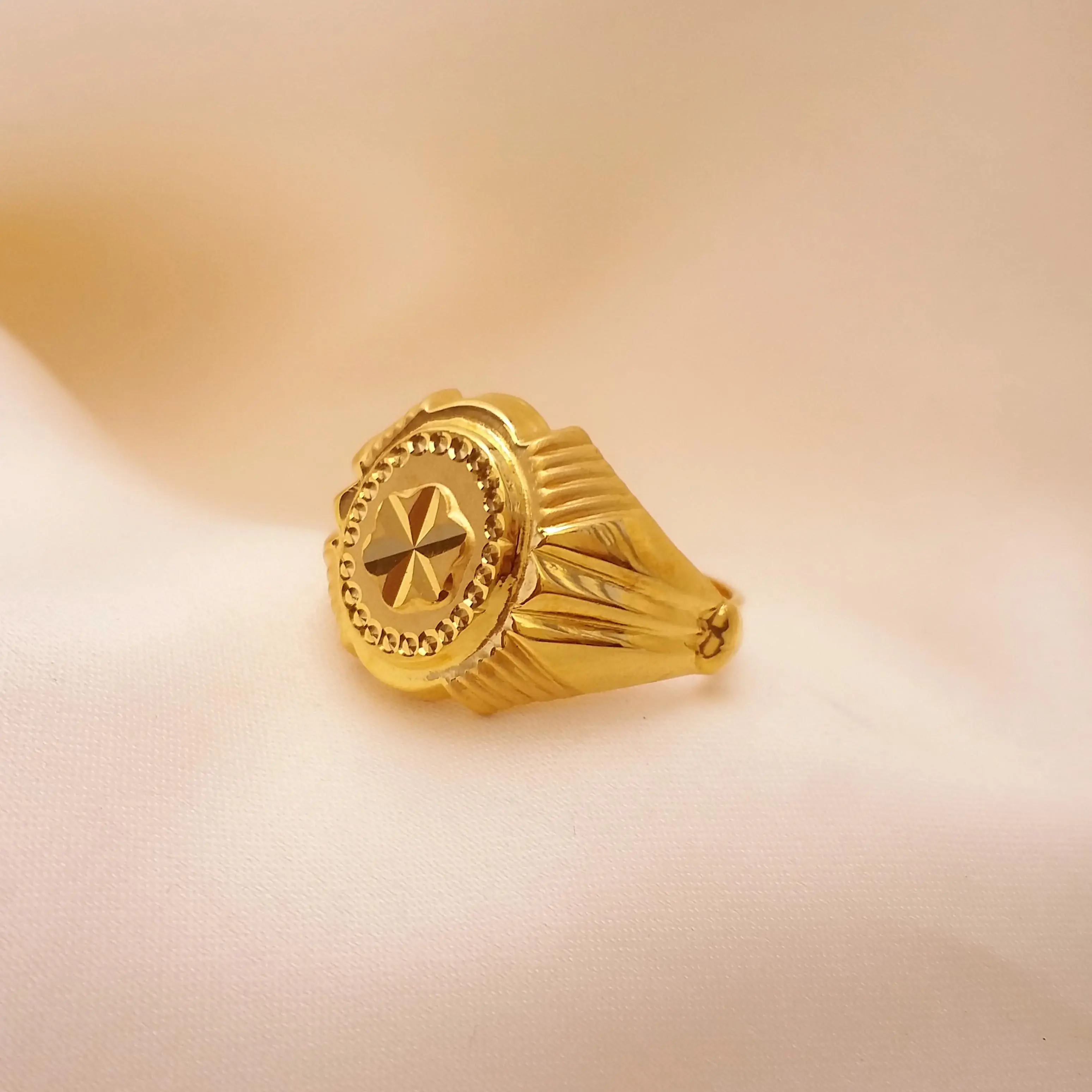Buy Spark Men's Gold Ring 22 KT yellow gold (4.46 gm). | Online By Giriraj Jewellers