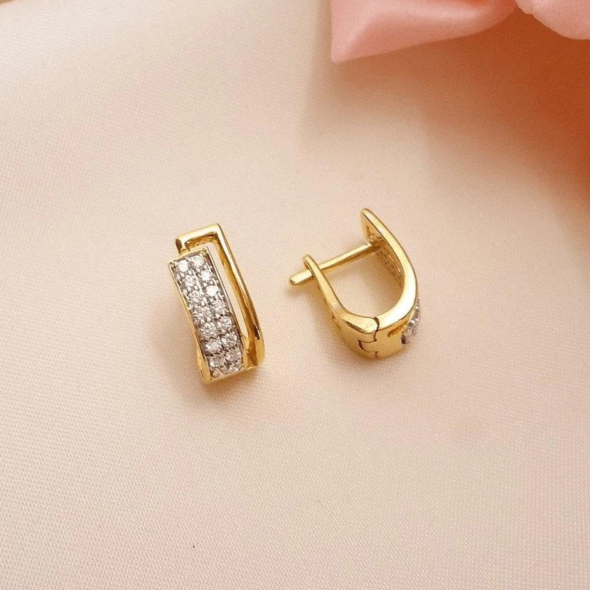 Buy Eanna Diamond Hoop Earrings 18 KT yellow gold (5.062 gm). | Online By Giriraj Jewellers