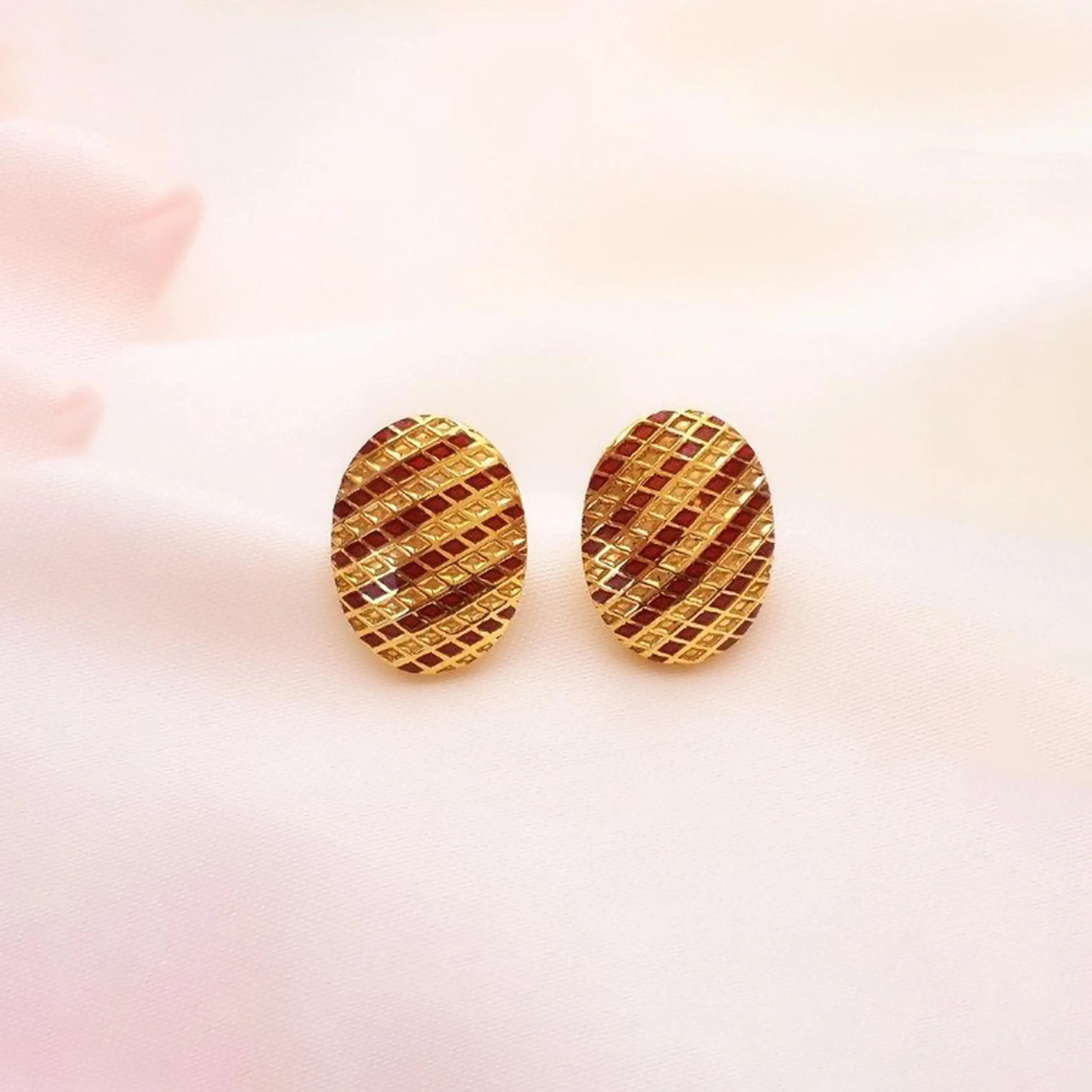 Buy Red Robin Meenakari Gold Earrings 22 KT yellow gold (2.99 gm). | Online By Giriraj Jewellers