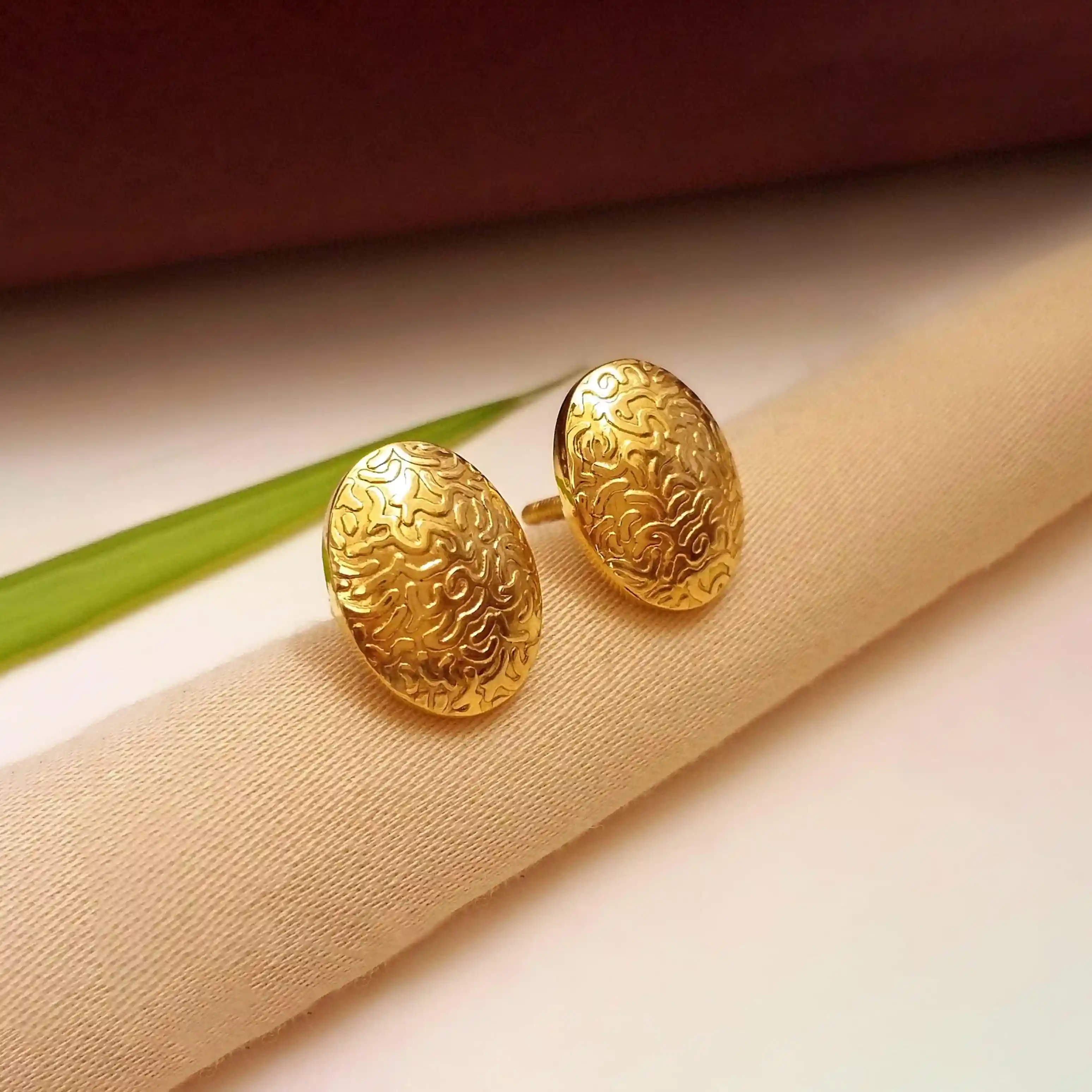 Buy Mudrika Gold  Earrings 22 KT yellow gold (2.91 gm). | Online By Giriraj Jewellers