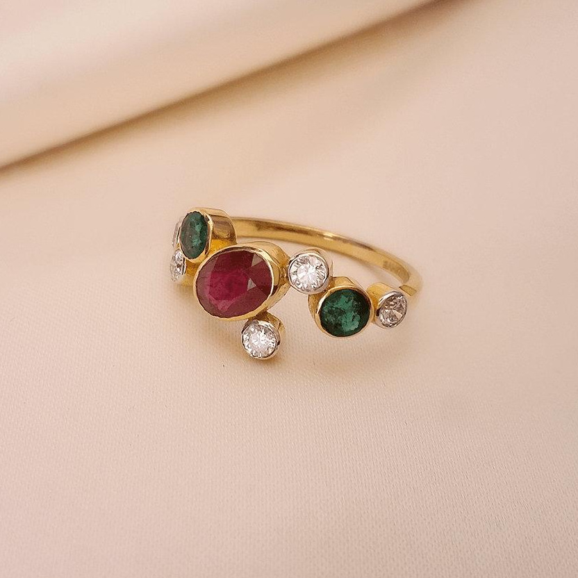 Buy Raya Ruby Diamond Ring 18 KT yellow gold (2.742 gm). | Online By Giriraj Jewellers