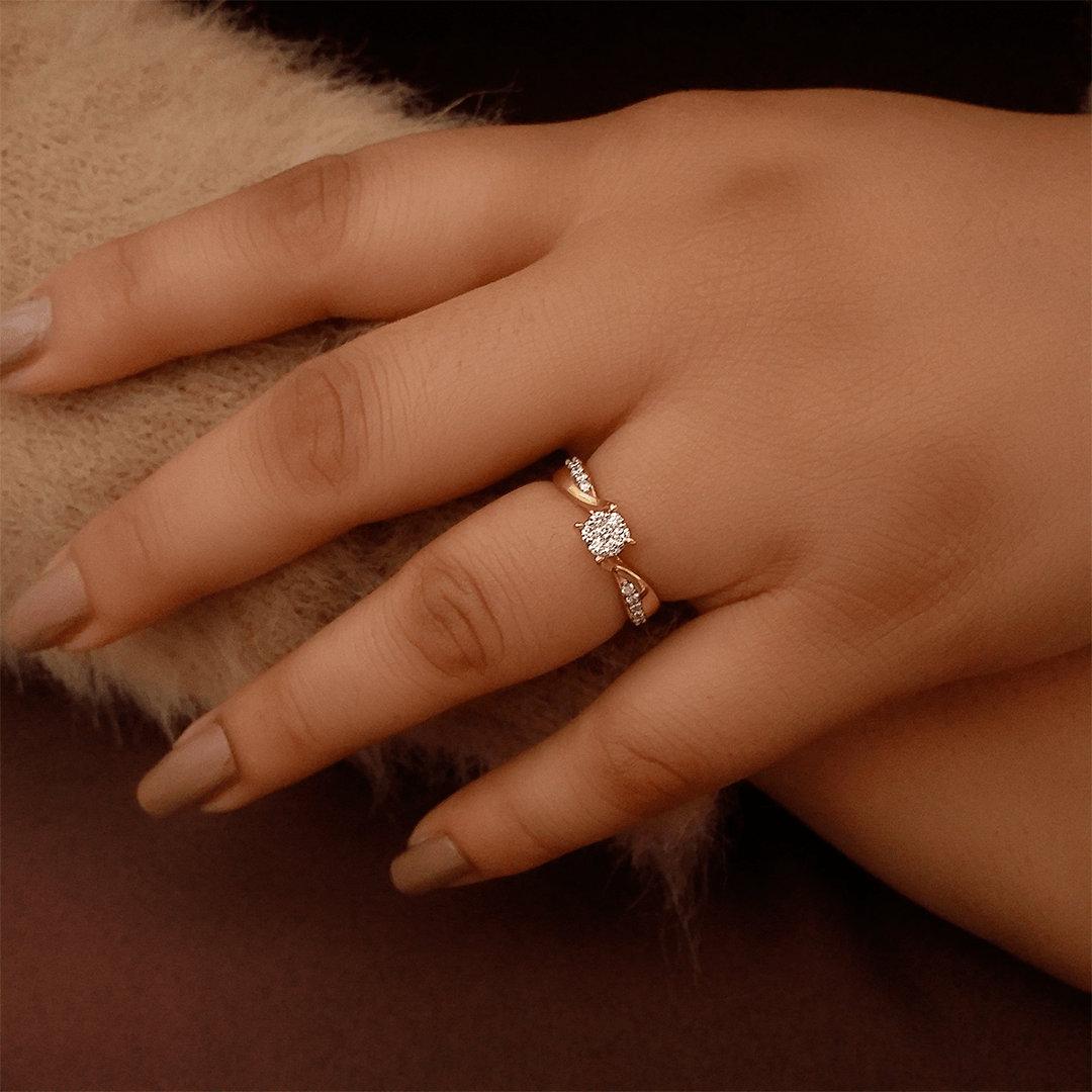 Buy Beautiful Diamond Ring For Women Online | ORRA