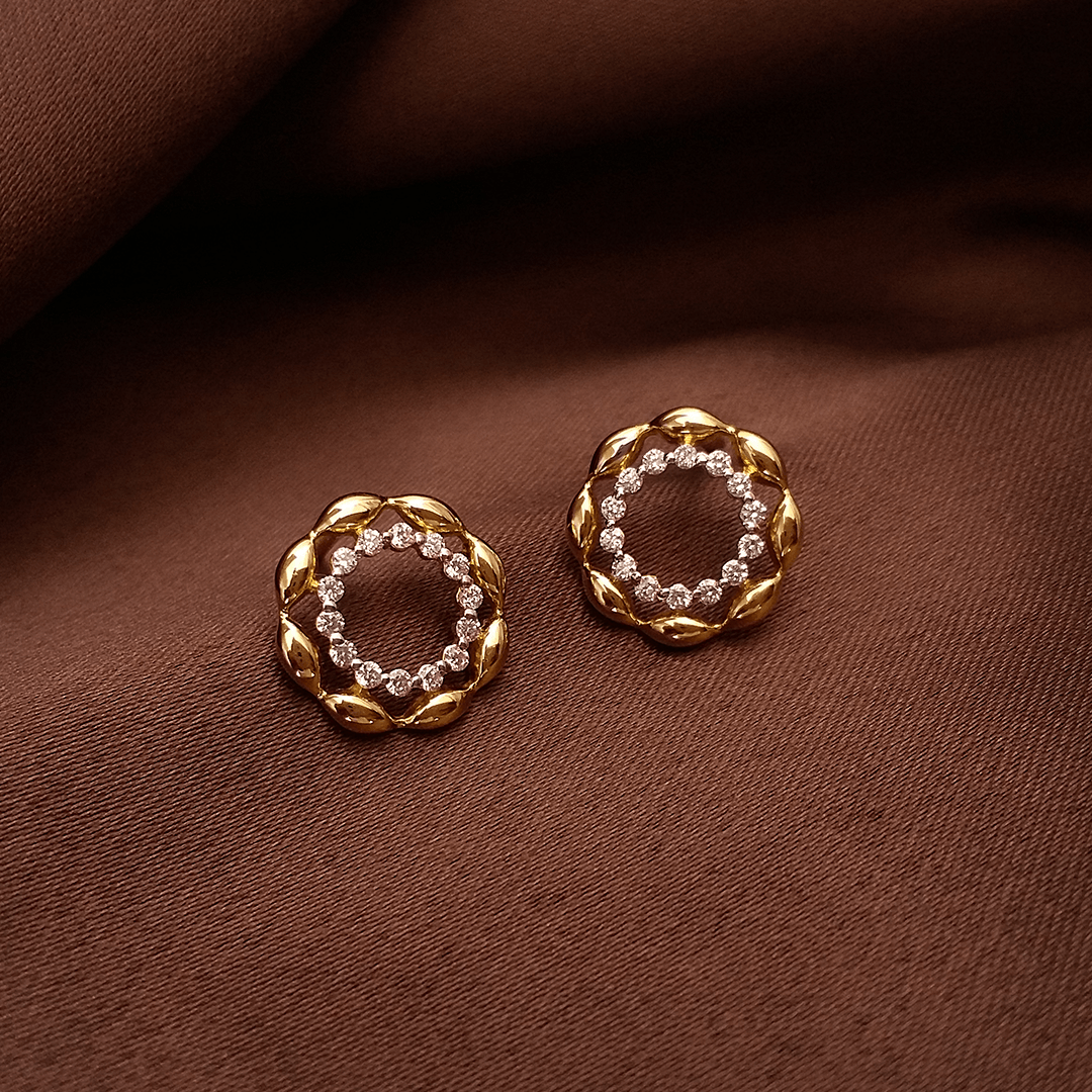 Buy Savonna Diamond Earrings 18 KT yellow gold (2.644 gm). | Online By Giriraj Jewellers