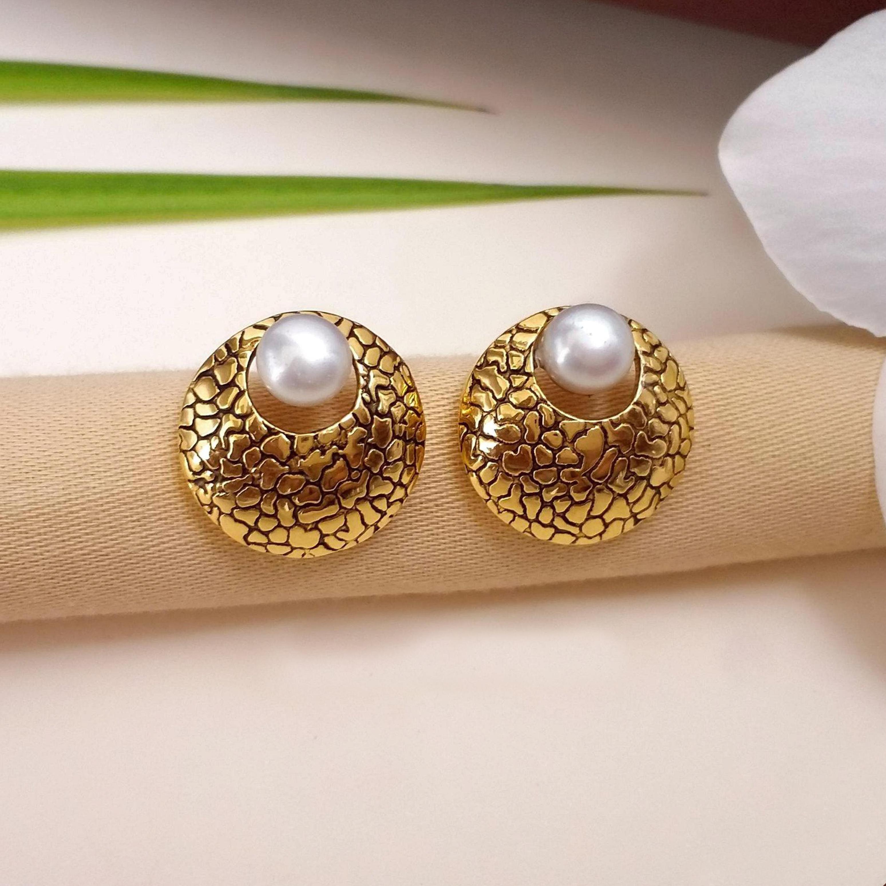 Buy Moon Shadow Gold Earrings 22 KT yellow gold (3.5 gm). | Online By Giriraj Jewellers