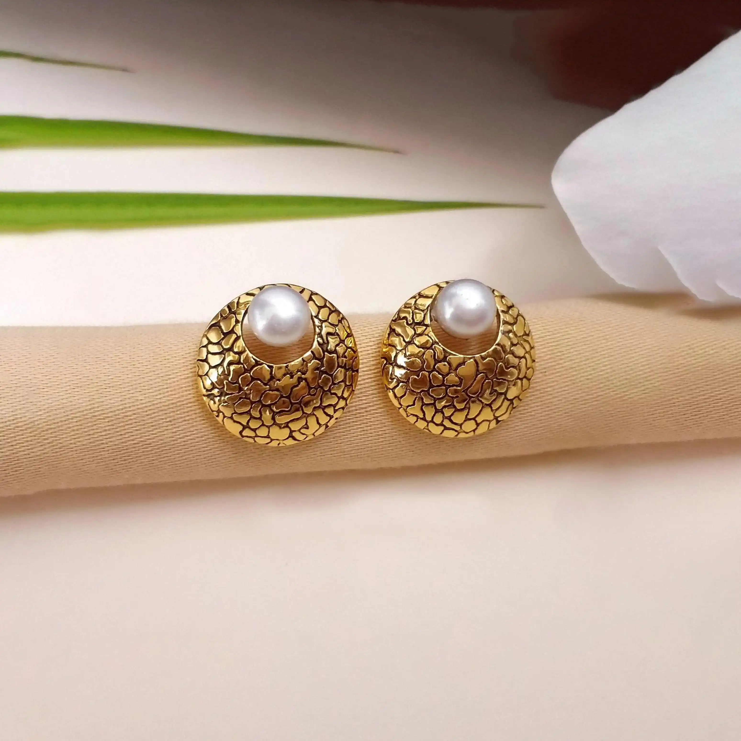 Buy Moon Shadow Pearl Gold Earrings 22 KT yellow gold (3.5 gm). | Online By Giriraj Jewellers
