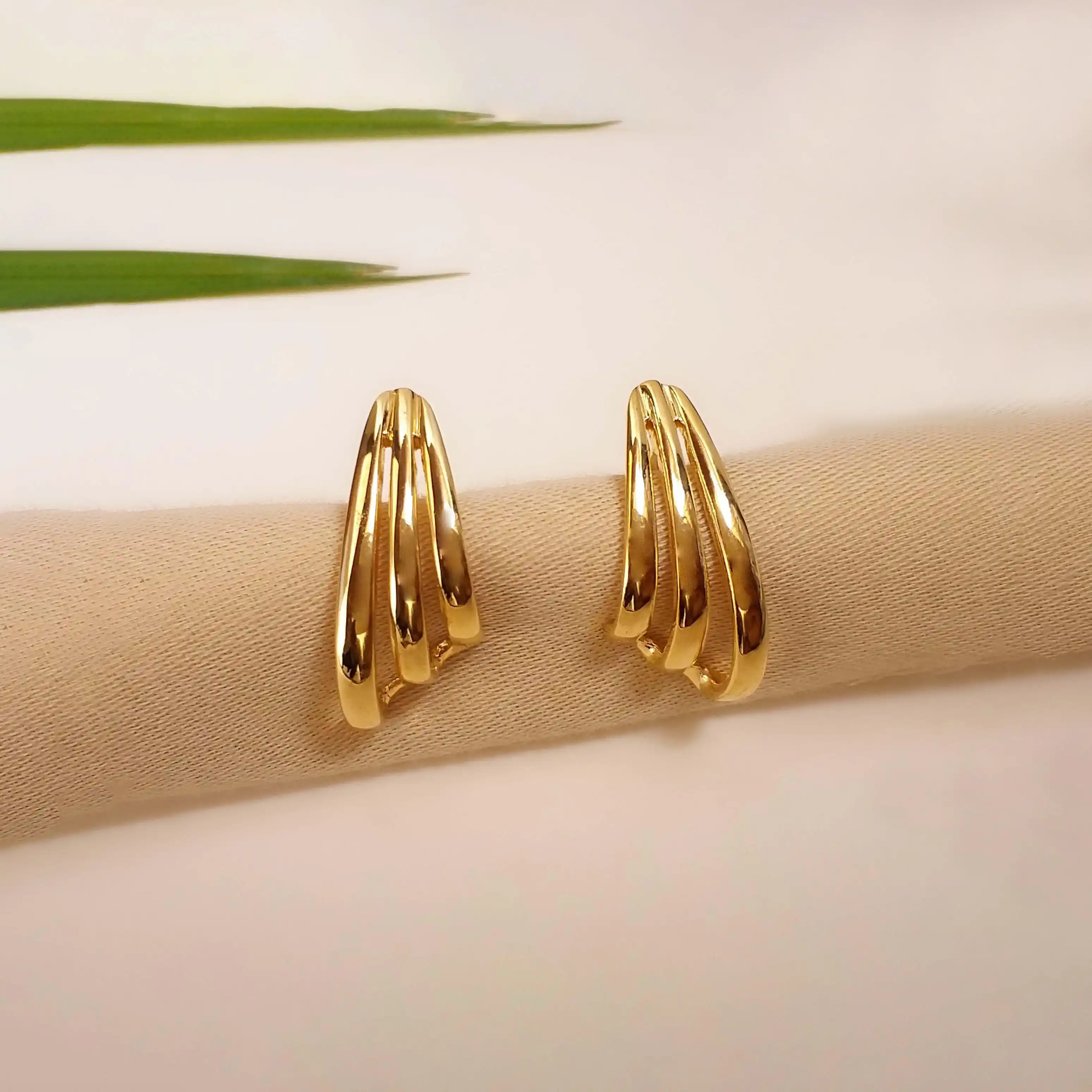 Buy Stepping Gold Earrings 22 KT yellow gold (3.8 gm). | Online By Giriraj Jewellers