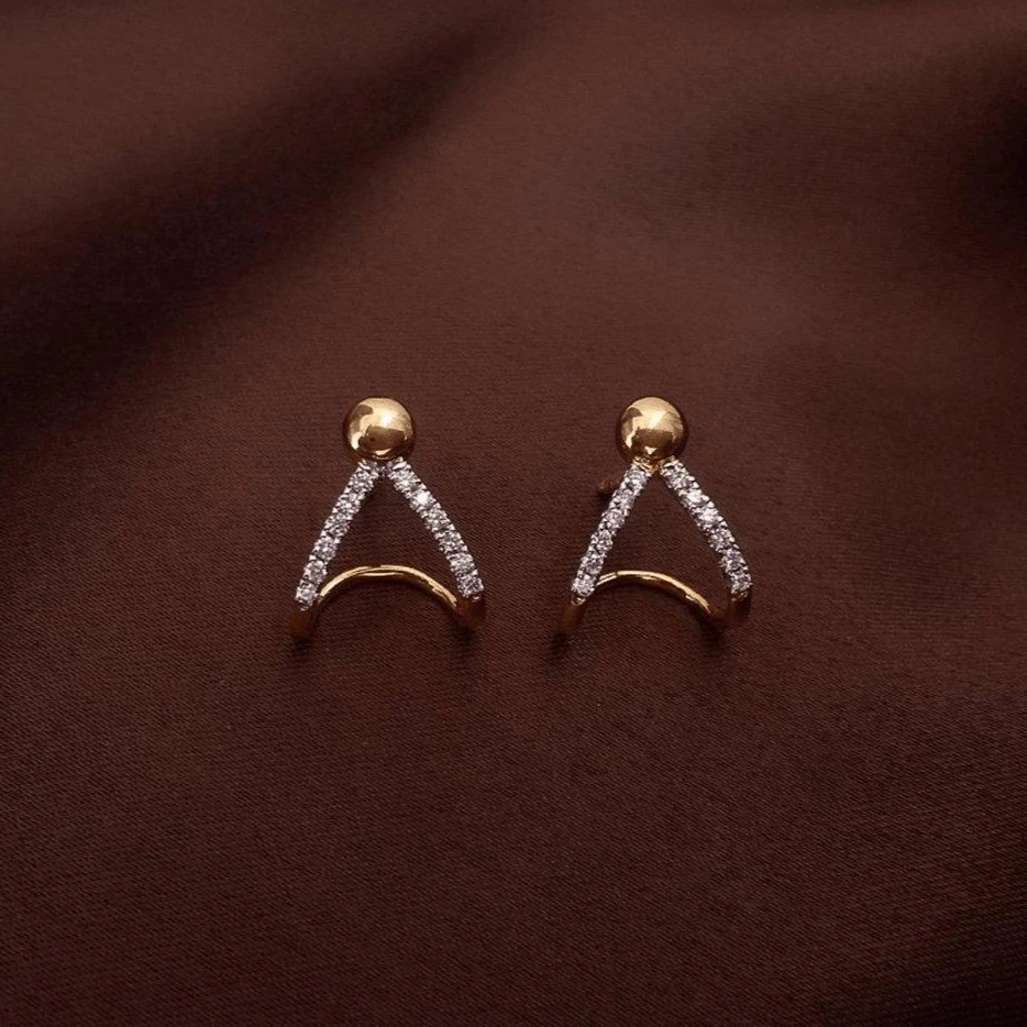 Buy Ancient Charm Diamond Earrings 18 KT yellow gold (3.07 gm). | Online By Giriraj Jewellers