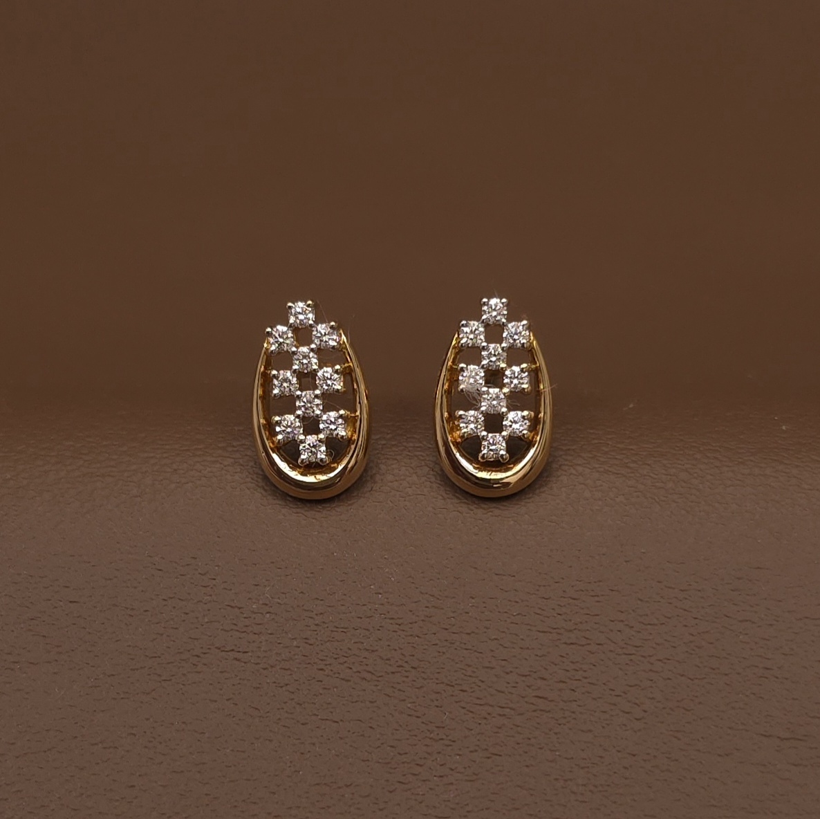 Buy Blanca Diamond Earrings 18 KT yellow gold (3.054 gm). | Online By Giriraj Jewellers