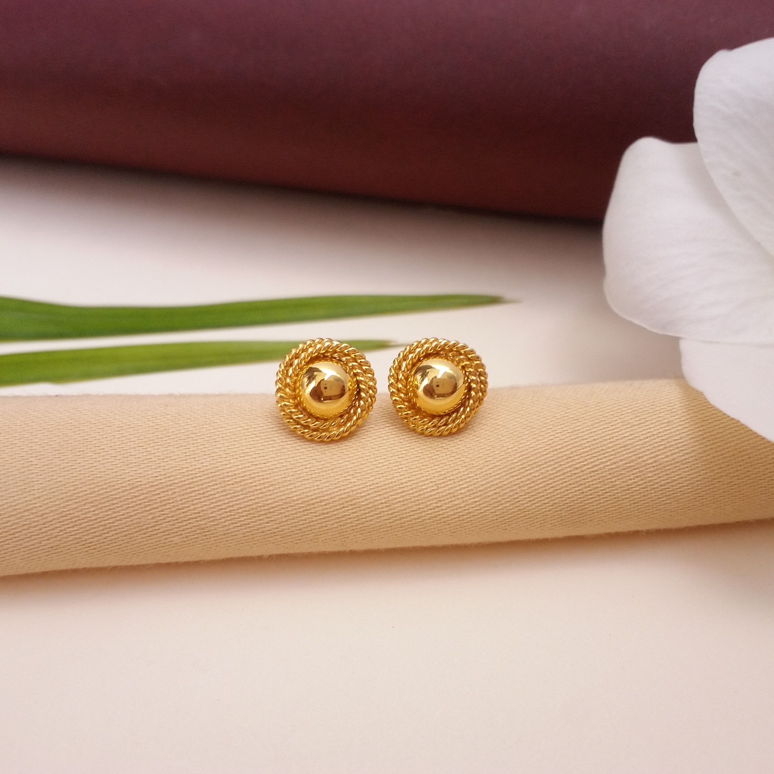 Buy The Ready-Tos  Gold Stud 22 KT yellow gold (2.71 gm). | Online By Giriraj Jewellers