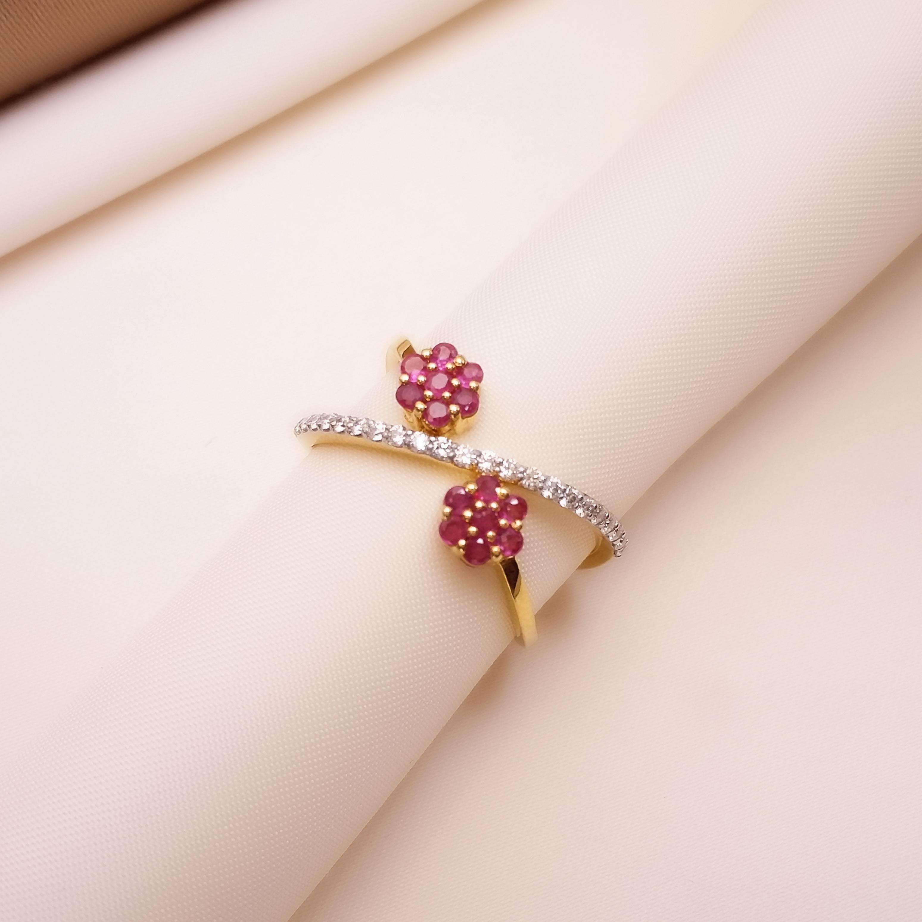 Buy Leia Ruby Diamond Ring 18 KT yellow gold (4.1 gm). | Online By Giriraj Jewellers