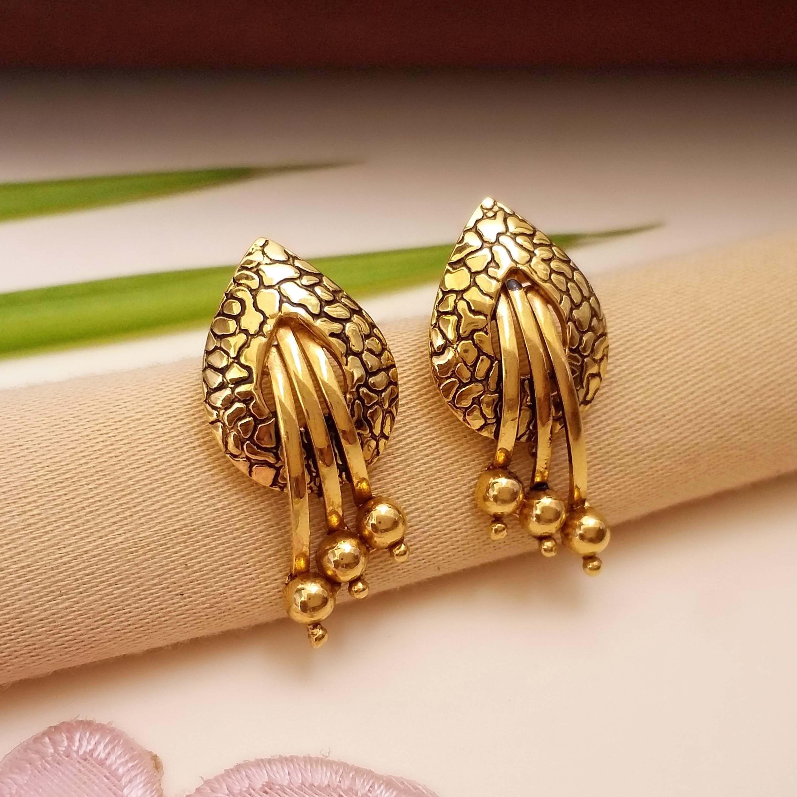 Buy Panache Gold Earrings 22 KT yellow gold (4.35 gm). At Best Price In India. Check Earrings New Designs At Giriraj Jewellers. BIS Care, Hallmark, 100% Certified | Trust & Quality of Giriraj Jewellers India | latest design of gold earrings | antique gold earrings design | 22k gold antique earrings