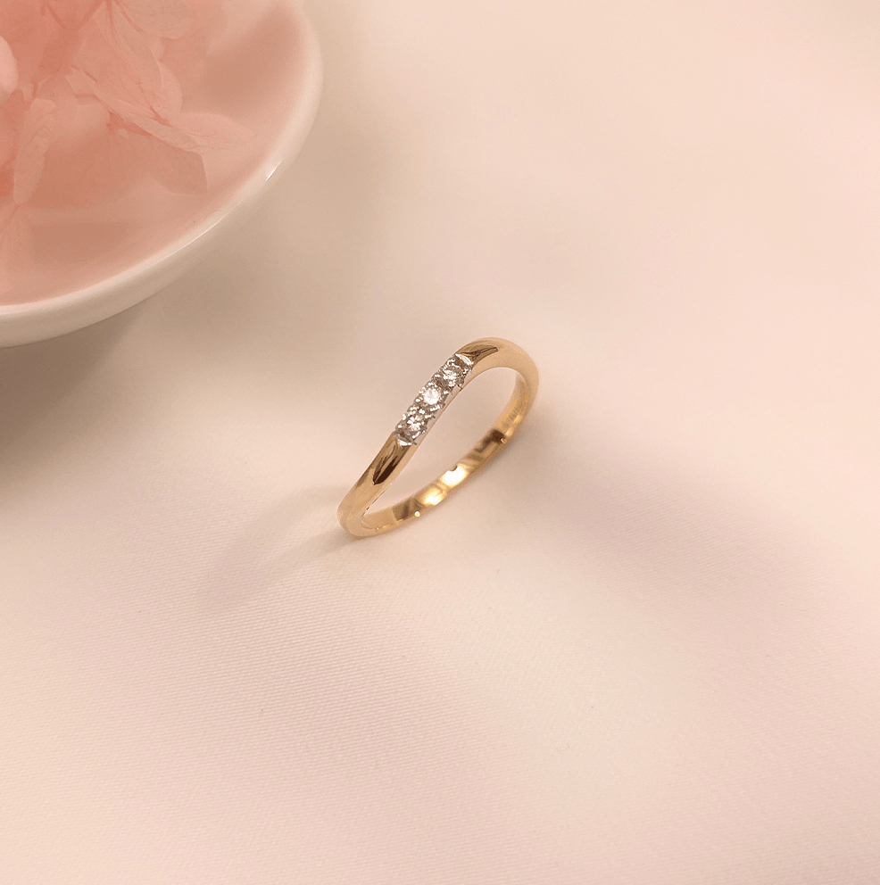 Buy Isla Diamond Band Ring 18 KT yellow gold (2.142 gm). | Online By Giriraj Jewellers