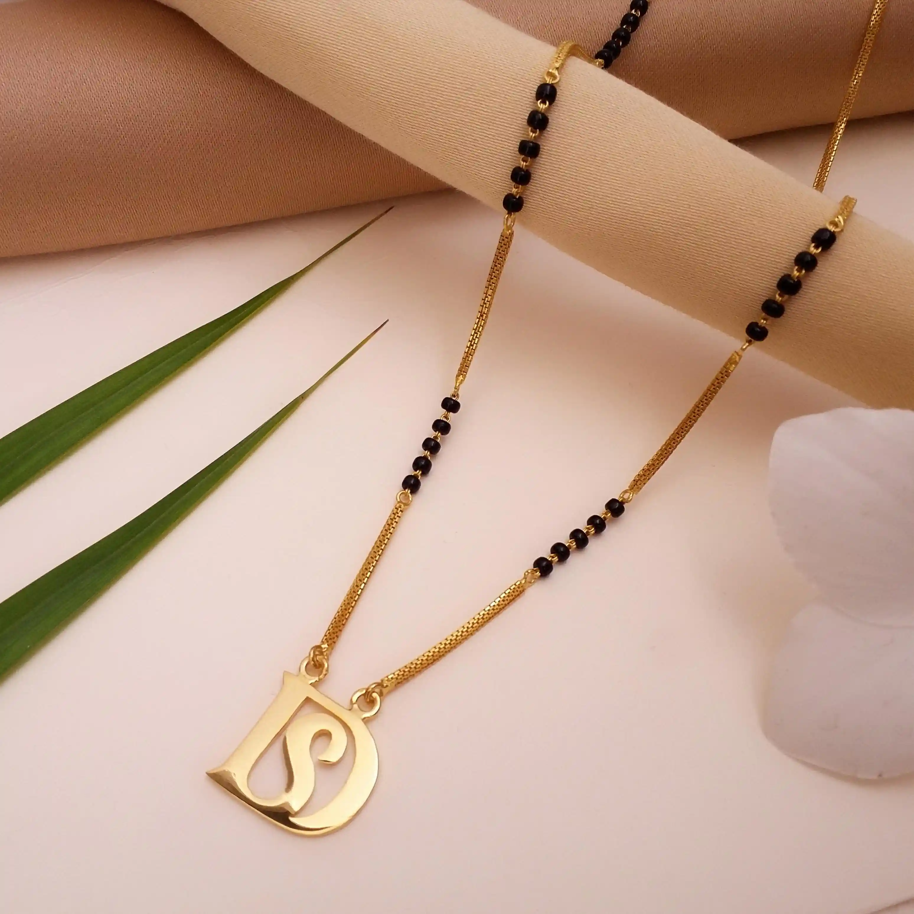 Buy DS Couple Name Gold Mangalsutra 22 KT yellow gold (10.26 gm). | Online By Giriraj Jewellers