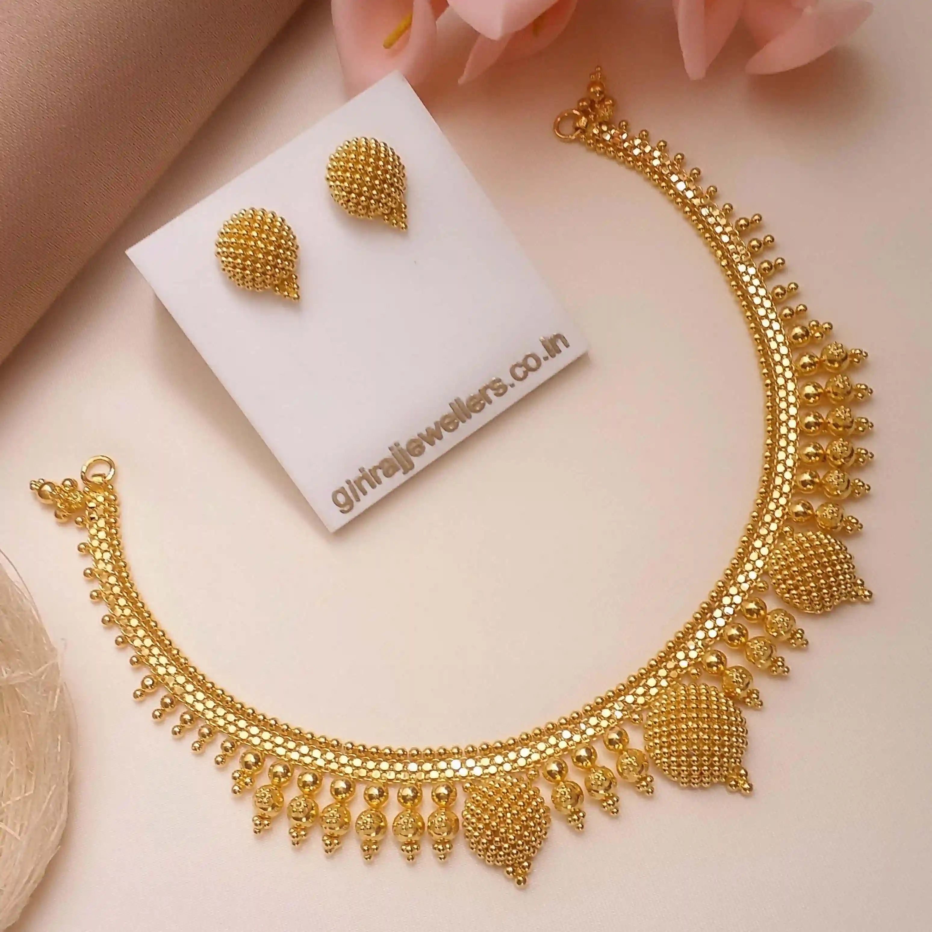 Buy Arpana 22k Gold Gajra Necklace 22 KT yellow gold (22.4 gm). | Online By Giriraj Jewellers