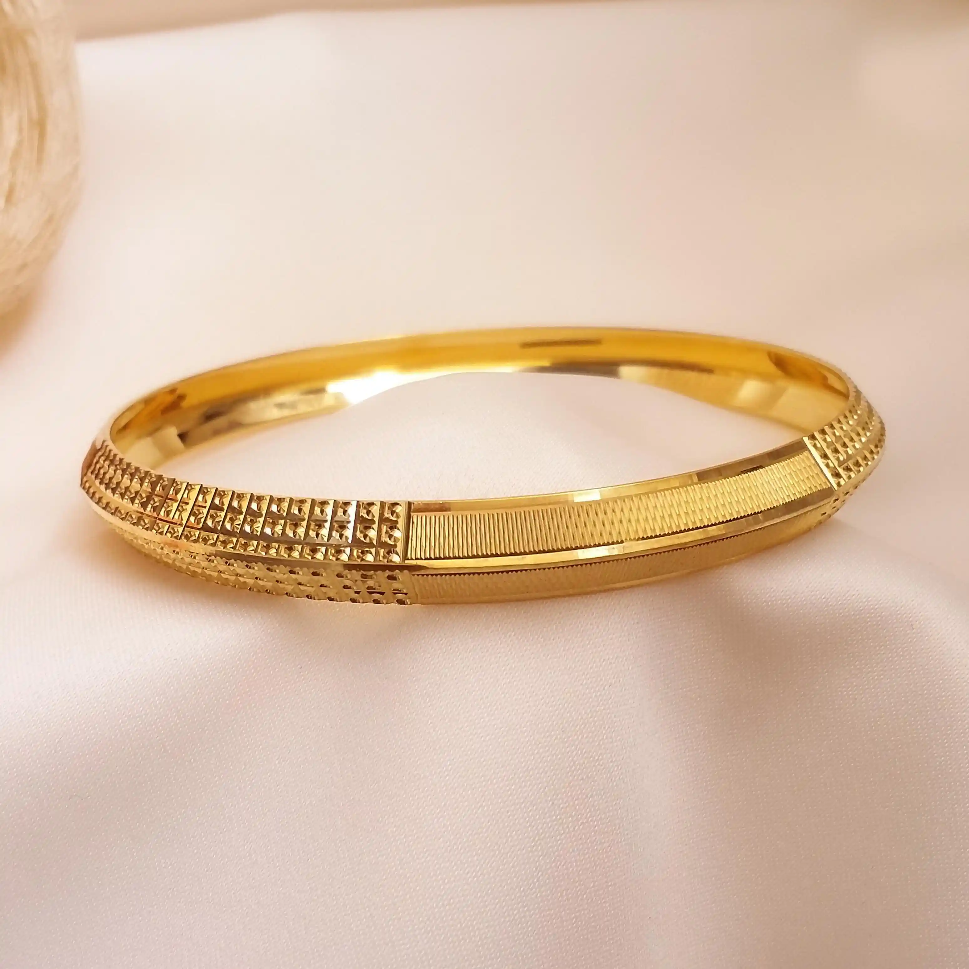 Buy Solid Strength Men's Gold kada 22 KT yellow gold (30.35 gm). | Online By Giriraj Jewellers