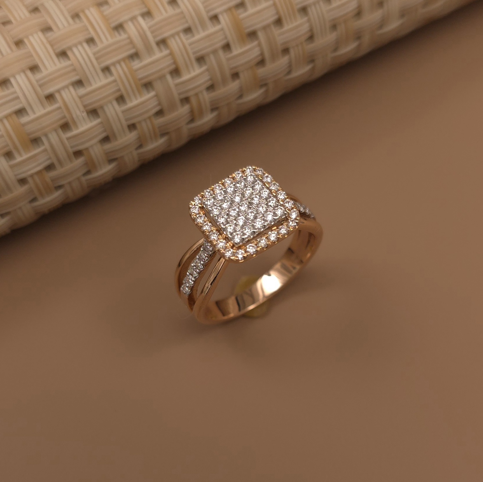 Buy Molly Rose Gold Diamond Ring 18 KT rose gold (5.19 gm). | Online By Giriraj Jewellers