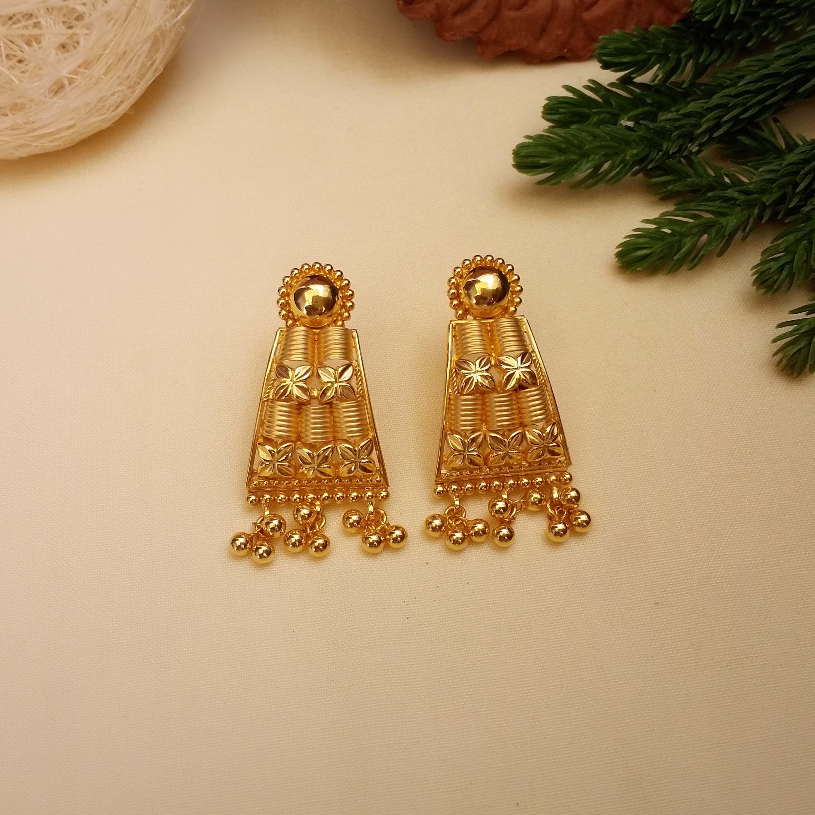 Buy Maanya Gold Earrings 22 KT yellow gold (6.5 gm). | Online By Giriraj Jewellers