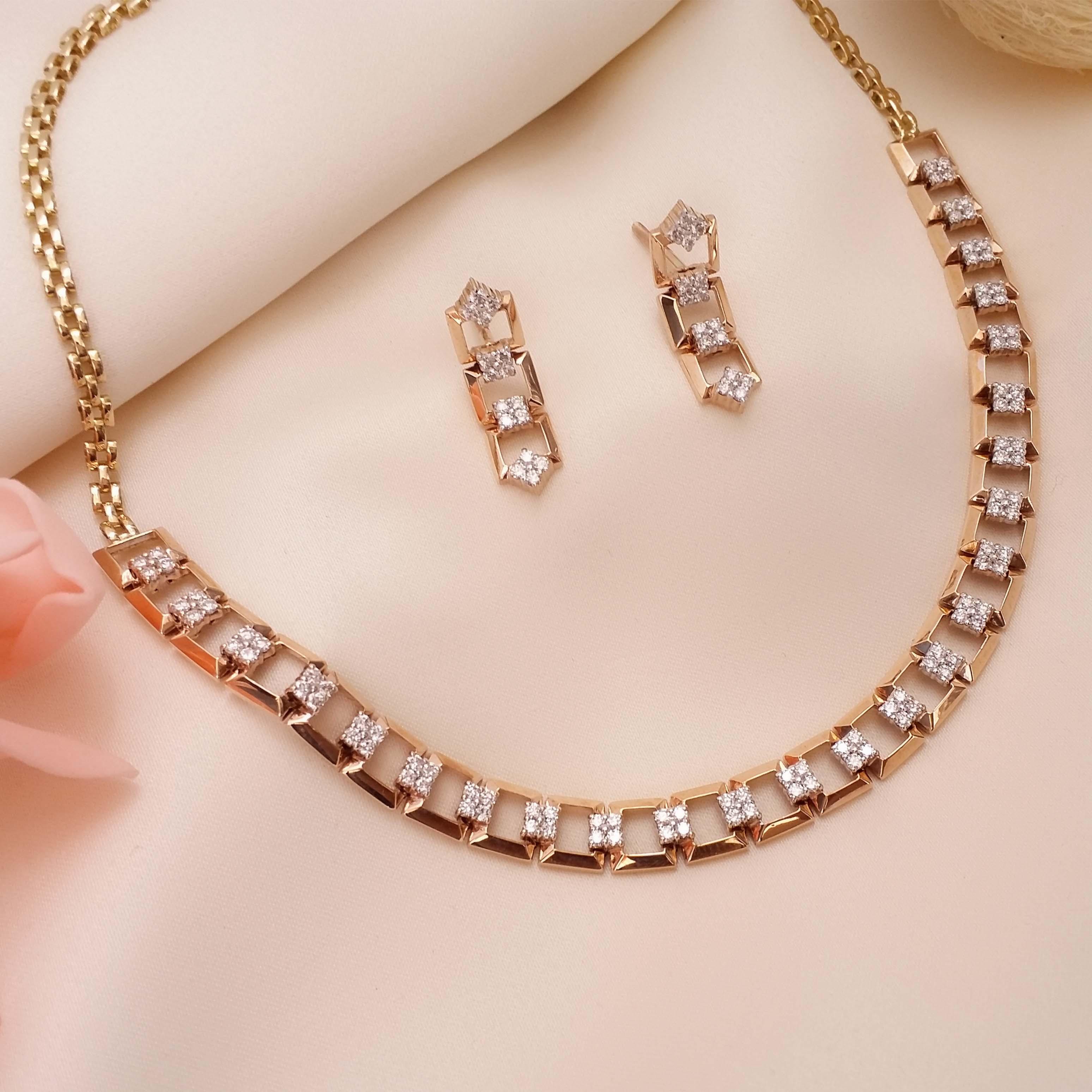 8 Stone Diamond Necklace