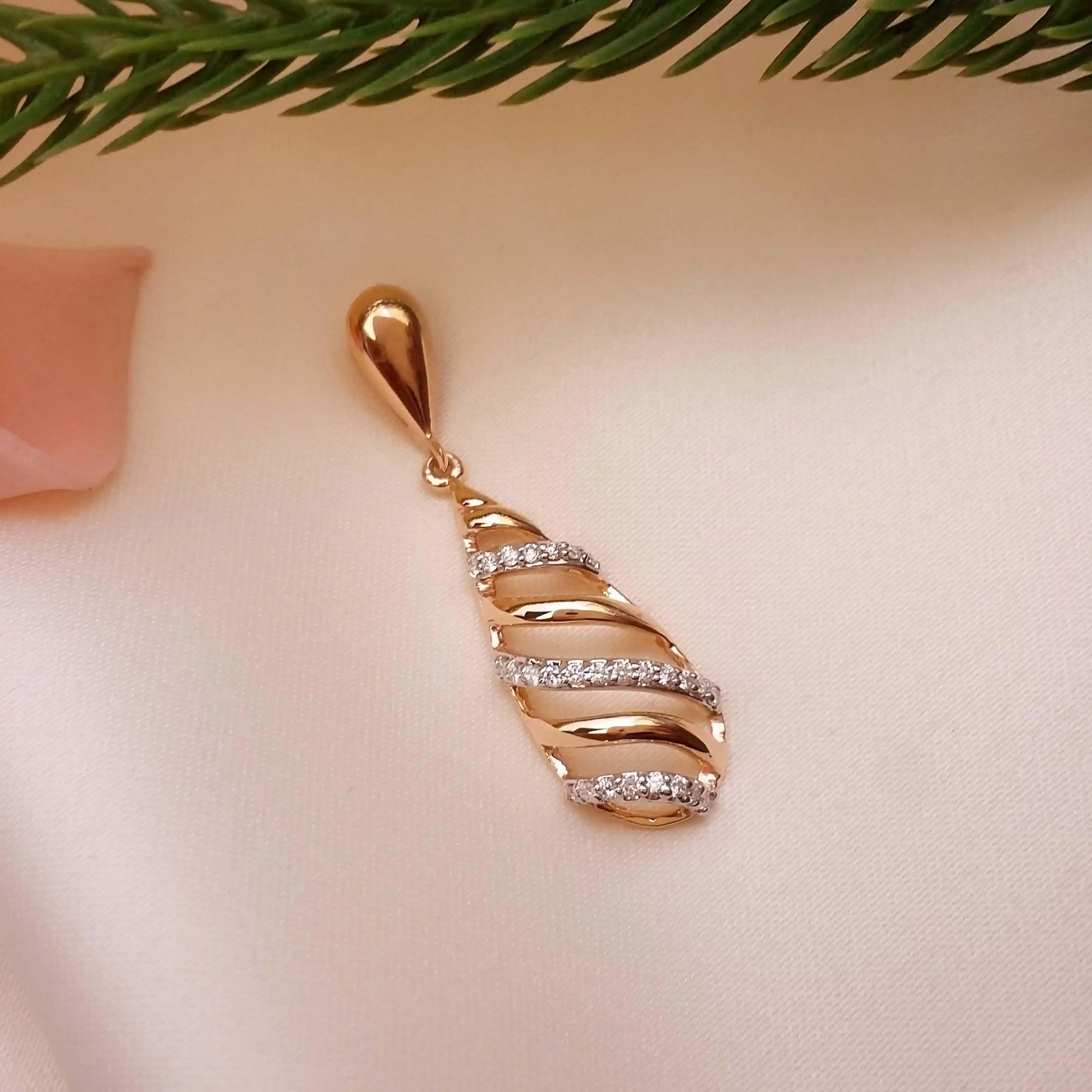 Buy Livia Rose Gold Diamond Pendant 18 KT rose gold (1.424 gm). | Online By Giriraj Jewellers