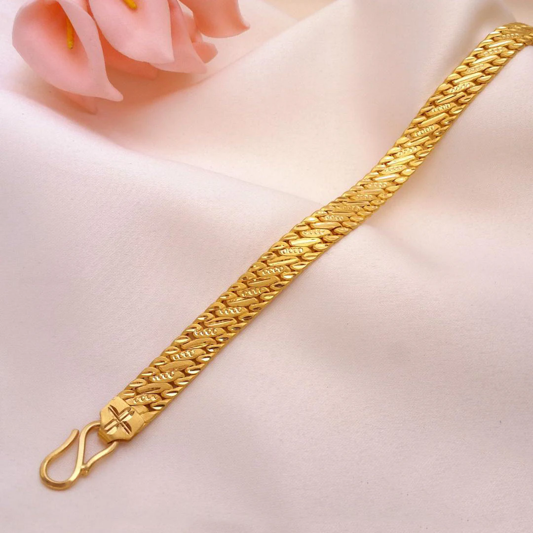Buy Bold Brawn Men's Gold Gold Bracelet 22 KT yellow gold (11.69 gm). | Online By Giriraj Jewellers